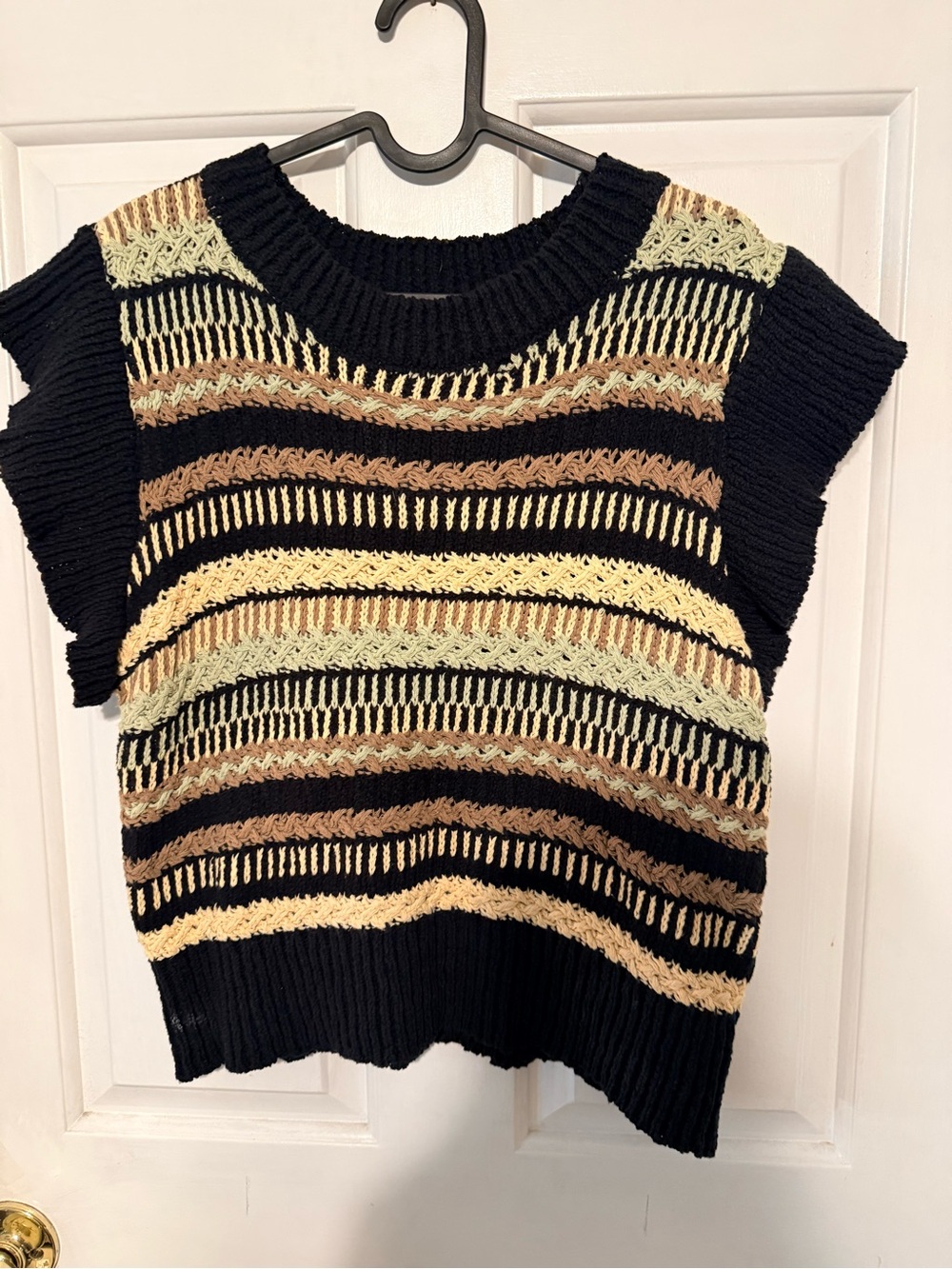 Elan Black and Cream Knit Sweater